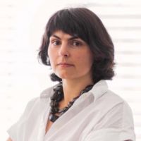 Dr. Isabel Azevedo avatar image