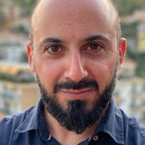 Dr. Lorenzo Peluso avatar image