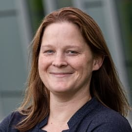 Dr. Esther van der Stappen avatar image