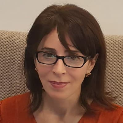 Dr. Mariana Osiac avatar image