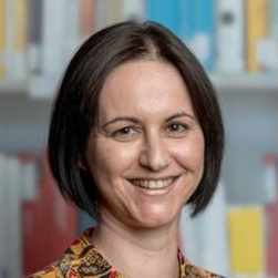 Prof. Dr. Silke Luttenberger avatar image