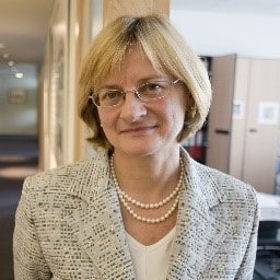 Dr. Johanna Leissner avatar image