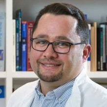 Prof. Dr. Jan Rossaint avatar image