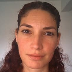 Dr. Taciana Manso avatar image