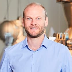 Dr. Justin Hardi avatar image