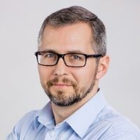 Dr. Maciej Piechowiak avatar image