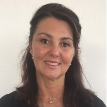 Dr. Renata Nováková avatar image