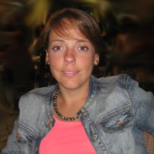 Dr. Estefanía Lozano-Velasco avatar image