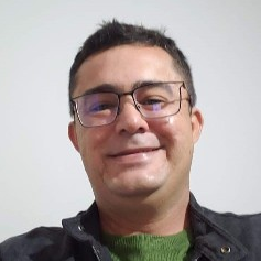 Dr. Sérgio Santos de Azevedo avatar image
