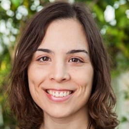 Dr. Sandra Lage avatar image