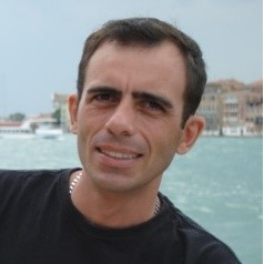 Dr. Job Teixeira de Oliveira avatar image