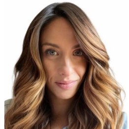 Dr. Luciana Restuccia avatar image