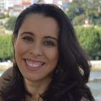 Dr. Bianca Miguel de Souza Chaves avatar image