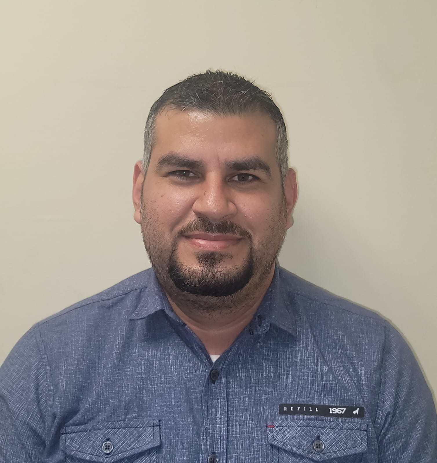 Dr. Andres Castro-Beltrán avatar image