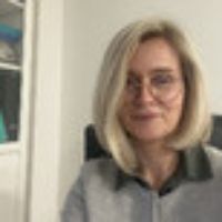 Dr. Justyna Paprocka avatar image