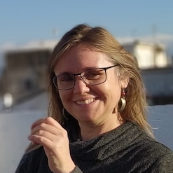 Dr. María Passas Varo avatar image