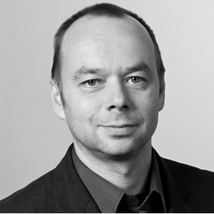 Prof. Dr. Frank Petzold avatar image