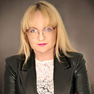 Dr. Anna Puścion-Jakubik avatar image