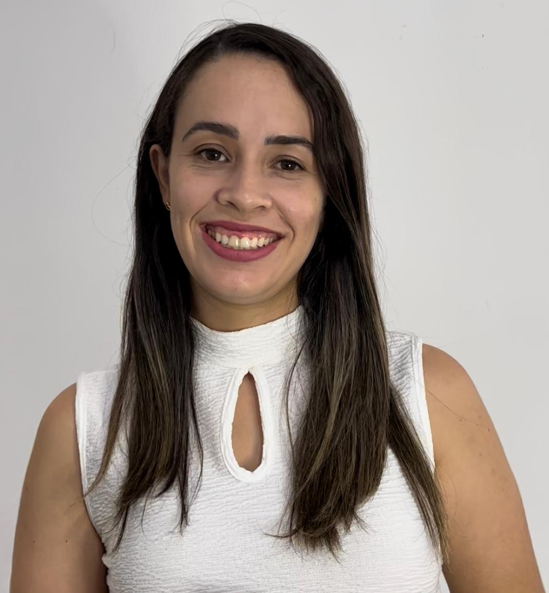 Dr. Thais Ferreira Feitosa avatar image