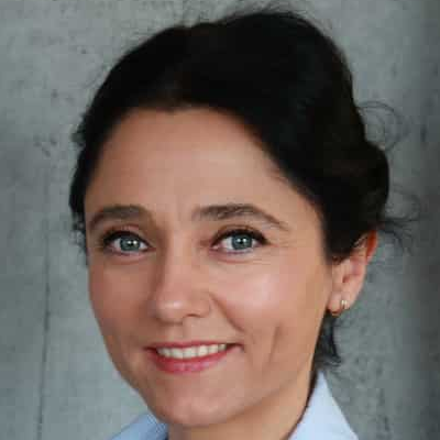 Dr. Ana Savić avatar image