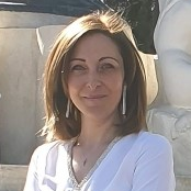 Dr. Oana Almasan avatar image