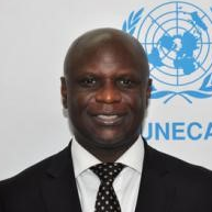 Dr. Robert Tama Lisinge avatar image