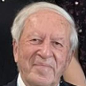 Prof. Dr. Fernando Baquero avatar image