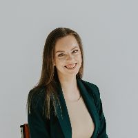 Dr. Karolina Jakubczyk avatar image