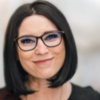 Dr. Rita Kiss avatar image