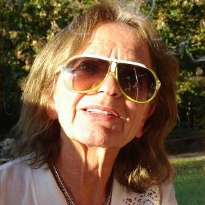 Prof. Dr. Annette Bussmann-Holder avatar image