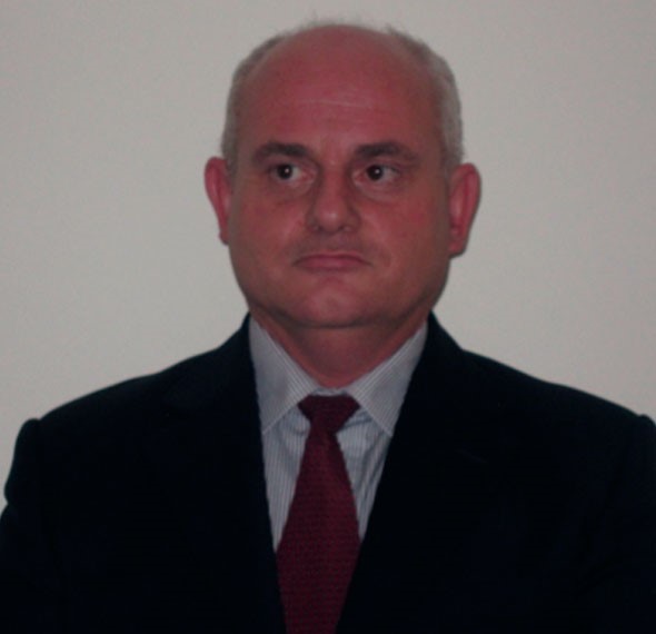 Dr. Augusto Martins Gomes avatar image