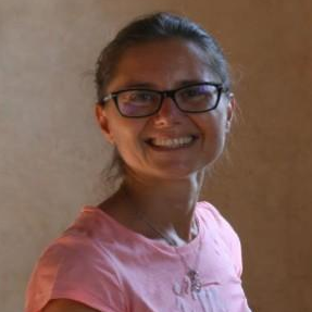 Dr. Rita Traversi avatar image