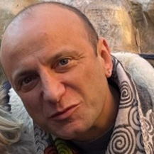 Dr. Gianluca Iezzi avatar image