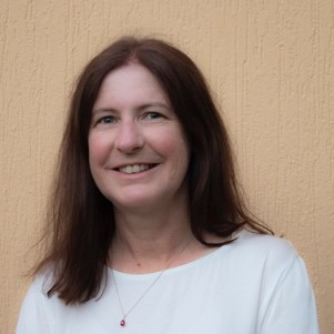 Prof. Dr. Debra J. Searles avatar image