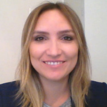 Dr. Luciana Chain Veronez avatar image