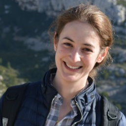 Dr. Juliana Carnielli avatar image