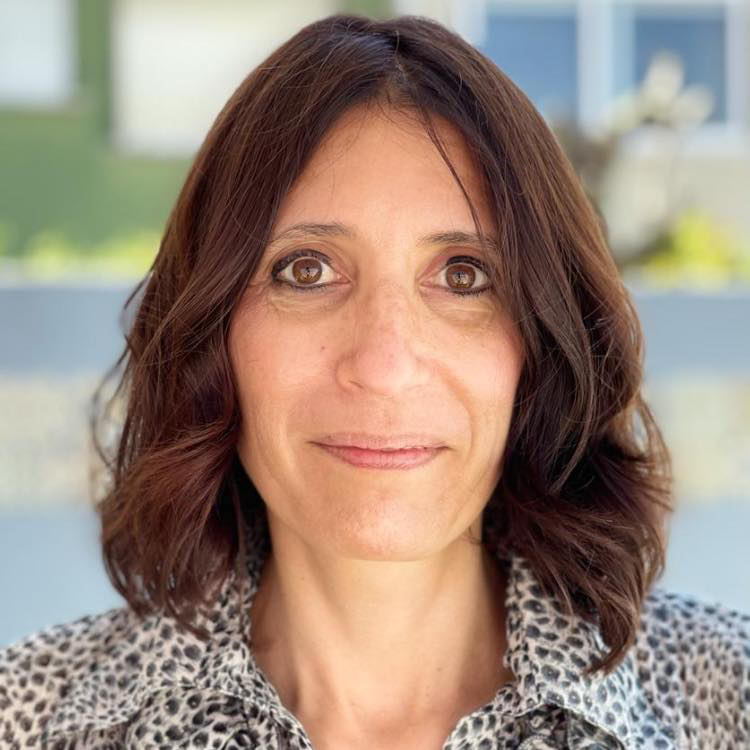 Dr. Ana Luísa Velosa avatar image