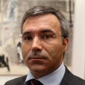 Dr. Vasco Teixeira avatar image