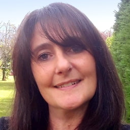 Dr. Caroline Jolly avatar image