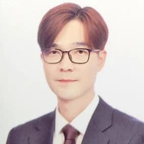 Prof. Dr. Sung Yeon Hwang avatar image
