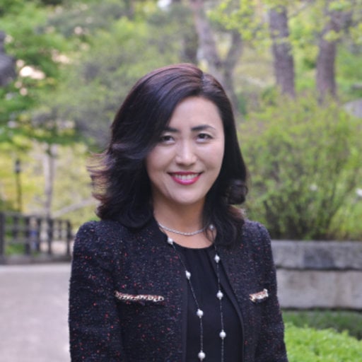 Prof. Dr. Mina Hur avatar image