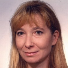 Prof. Dr. Iga Lewin avatar image