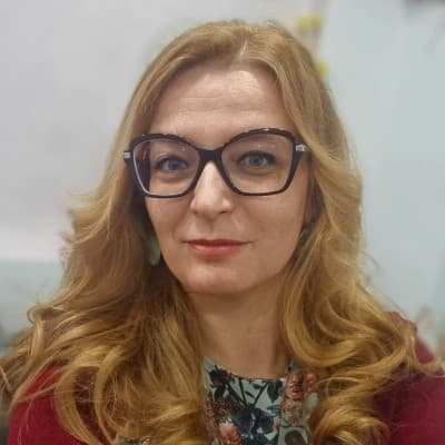 Dr. Anamaria Feier avatar image