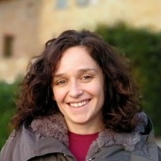 Dr. Lucia Mancini avatar image