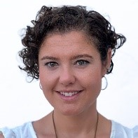 Prof. Dr. Ángela Martín-Gutiérrez avatar image