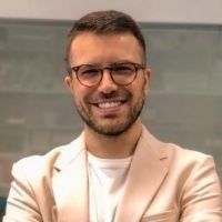 Dr. Vincenzo Vestuto avatar image