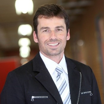 Dr. Eduardo Cadore avatar image