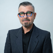 Prof. Dr. Avi Besser avatar image