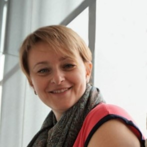 Dr. Ekaterina Chernova avatar image