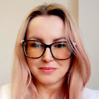 Dr. Anita Staroń avatar image